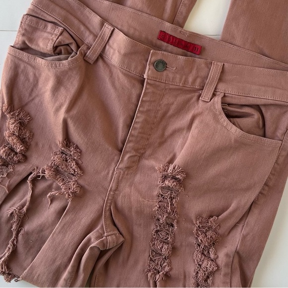 GJG Denim Pink Rose Distressed Skinny Jean - Picture 10 of 13